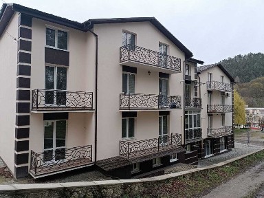Клубний будинок на 18 квартир