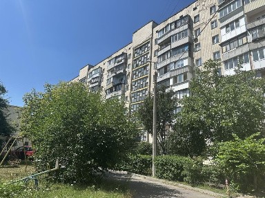 1-кім. Нивки, вул. Януша Корчака (Баумана) 60