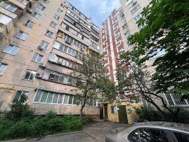 Продаж 4к квартири 95,5 кв. м Троєщина, ТРЦ РайON, Зручна локація, Є газ!