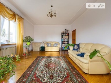 Продаж 3 поверхового будинку з гаражем і ділянкою на 24 сотки, 184.4 кв. м, 3 кімнати, на вул. Зиновія Бабія • ID 34570542