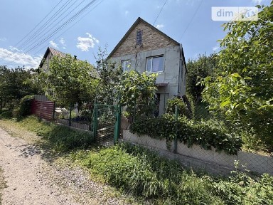 Продаж 2 поверхового будинку з ремонтом і ділянкою на 6 соток, 60 кв. м, 3 кімнати, на Сонячна • ID 34569428