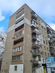 4 к. квартира в Центре. 3 я Слободская