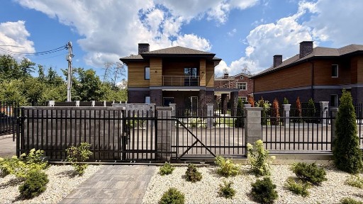 Преміальний будинок Київ з РЕМОНТОМ 180м2 | 5 хвилин до метро Житомирська