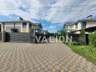 Без комісії. Продаж будинку, дуплексу, біля метро Теремки, с. Гатне, вул. Райдужна 22