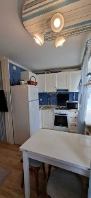 ! Срочно продам квартиру 45 кв. м кухня студия и спальня. Черемушки / Щорса