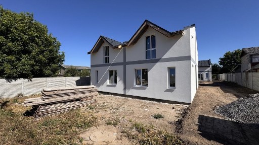 Дуплекс у центральній частині Бучі - 96 м² з великою ділянкою та газом