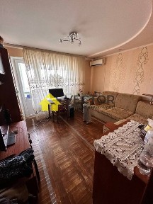 Продаж 1к квартири Покращеного Планування з Ремонтом.