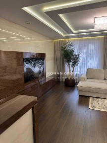 ‼️Продаж 2к квартири з меблями, 209.9 кв. м на вул. Зарічанська 11В, пентхаус‼️
