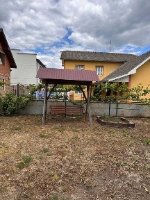 Продаж будинку в 10 хв від міста можна по ваучерах