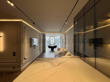 Продаж 3к квартири 97 м. кв / ЖК Crystal, вул. Бобяка