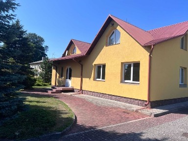 Продаж будинку, с.Твіржа, одразу біля траси Львів-Шегині