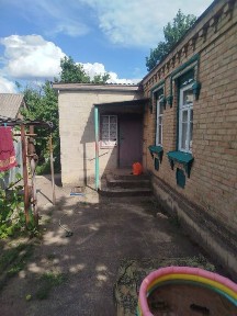 Продаж будинку. Можливо по сертифікату.