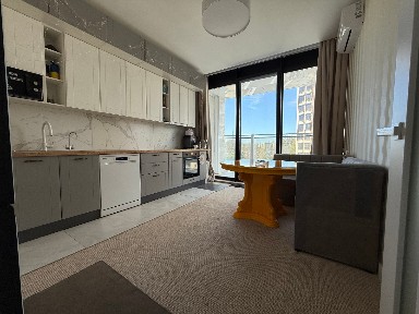 Продажа 1-комнатной квартиры 53 м², Французский бул.