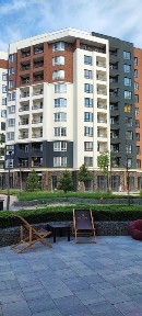 Нова квартира в заселеному комплексі біля набережної