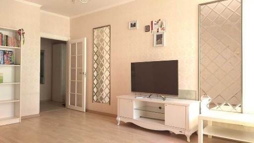 Без комісії! ЖК Комфорт Таун. Простора двостороння 3-к квартира 83 м² для сім'ї / 5 поверх / закрита територія, школа та садок у ЖК.