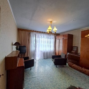 Продам 1-кім. квартиру С. Ядова/зупинка Нефтяників