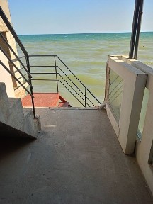 Нова Дофінівка, Курортна 2
