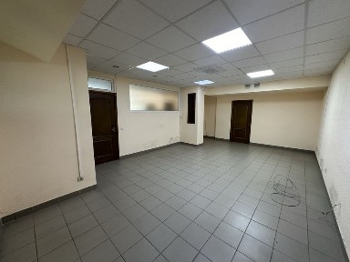 **ЦЕНТР! Світло Завжди! ЦУМ Оренда 35 кв. м. Бізнес Центр