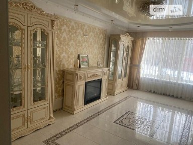 Продаж 3 поверхового таунхауса з ділянкою на 4 сотки, 420 кв. м, 6 кімнат, на пров. Гетьманський 23/1 • ID 34081874