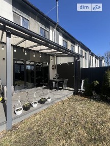 Продаж 2 поверхового таунхауса з ділянкою на 2.5 сотки, 104 кв. м, 4 кімнати, на вул. Кленова • ID 34063624