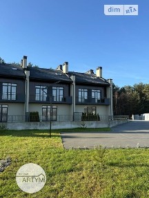 Продаж 2 поверхового таунхауса з ділянкою на 2 сотки, 211.5 кв. м, 5 кімнат, на вул. Євгена Коновальця • ID 33949303