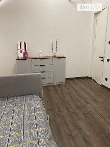 Продаж 2 поверхового таунхауса з ділянкою на 2.24 сотки, 150 кв. м, 3 кімнати, на вул. Запорізька • ID 33908049
