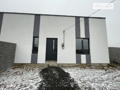 Продаж 1 поверхового таунхауса з ділянкою на 2 сотки, 80 кв. м, 2 кімнати, на вул. Горіхова • ID 33847707