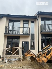 Продаж 2 поверхового таунхауса з ділянкою на 1.2 сотки, 105 кв. м, 3 кімнати, на вул. Срібляста • ID 33795005