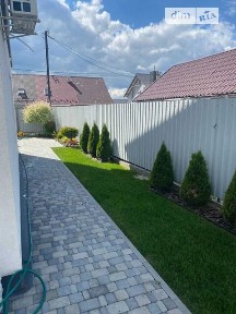 Продаж 2 поверхового таунхауса з ділянкою на 2 сотки, 65 кв. м, 3 кімнати, на вул. Івана Франка • ID 33755702