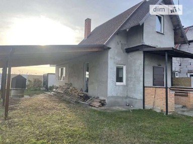 Продаж 3 поверхового таунхауса з ділянкою на 5 соток, 74 кв. м, 3 кімнати, на вулиця Перемоги • ID 33736483