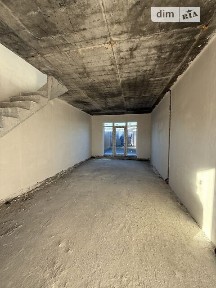 Продаж 3 поверхового таунхауса з ділянкою на 1 сотку, 96 кв. м, 4 кімнати, на вул. Берегова • ID 33730482