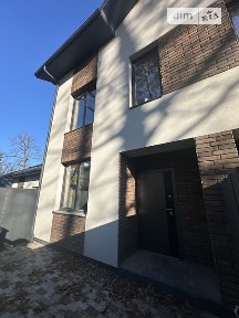 Продаж 2 поверхового таунхауса 85 кв. м, 3 кімнати, на вул. Василя Стуса • ID 33730488