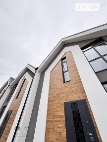 Продаж 2 поверхового таунхауса з ділянкою на 1.7 сотки, 100 кв. м, 4 кімнати, на вул. 11-а лінія • ID 33654377