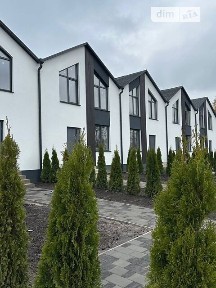 Продаж 2 поверхового таунхауса з ділянкою на 2.3 сотки, 101.1 кв. м, 2 кімнати, на вул. Каштанова • ID 33643153