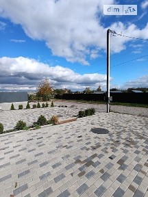 Продаж 2 поверхового таунхауса з ділянкою на 1.77 сотки, 126 кв. м, 3 кімнати, на вул. Сонячна • ID 33615320