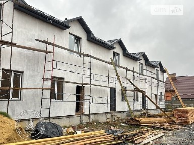Продаж 2 поверхового таунхауса з ділянкою на 1.6 сотки, 90 кв. м, 3 кімнати, на вул. Зелена • ID 33599598