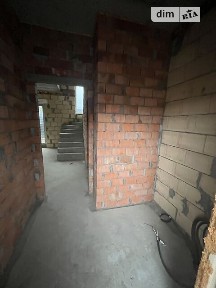 Продаж 2 поверхового таунхауса з ділянкою на 1 сотку, 83 кв. м, 3 кімнати, на вул. Польова • ID 33598522