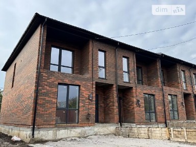 Продаж 2 поверхового таунхауса з ділянкою на 2 сотки, 120 кв. м, 4 кімнати, на вул. Винниченка 1 • ID 33595814