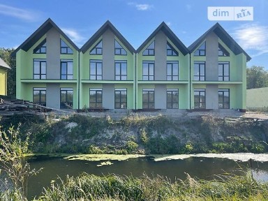 Продаж 2 поверхового таунхауса з ділянкою на 2 сотки, 90 кв. м, 4 кімнати, на вул. Лісова • ID 33590679