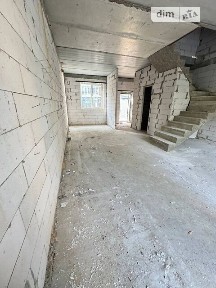 Продаж 3 поверхового таунхауса з ділянкою на 1 сотку, 129.5 кв. м, 3 кімнати, на вул. Українська 80/7 • ID 33546294