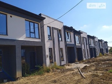 Продаж 2 поверхового таунхауса з ділянкою на 2 сотки, 80 кв. м, 3 кімнати, на вул. Івана Богуна • ID 33543189