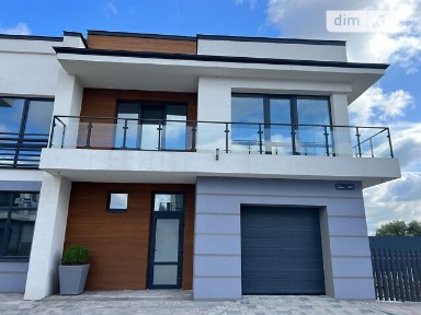 Продаж 2 поверхового таунхауса з ділянкою на 3 сотки, 150.4 кв. м, 3 кімнати, на вул. Прийми • ID 33530387