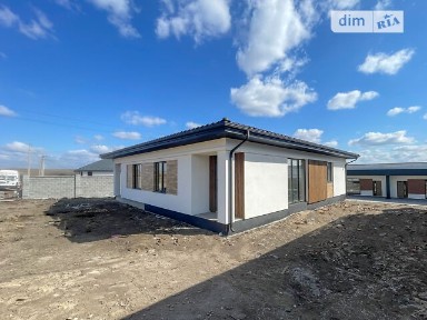 Фабрична вулиця, район Льонокомбінат, Рівне, вул. Фабрична • ID 33377346