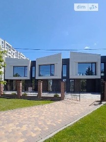 Продаж 2 поверхового таунхауса з ділянкою на 1.6 сотки, 140 кв. м, 5 кімнат, на вул. Освіти • ID 33166296