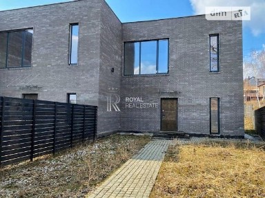 Продаж 2 поверхового таунхауса з ділянкою на 2.3 сотки, 107 кв. м, 3 кімнати, на вул. Вишнева • ID 33064284