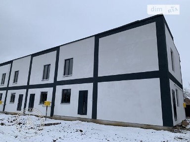 Продаж 2 поверхового таунхауса з ділянкою на 1.5 сотки, 70 кв. м, 2 кімнати, на вул. Зелена • ID 32655152