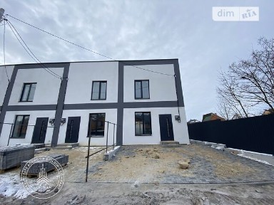 Продаж 2 поверхового таунхауса з ділянкою на 2 сотки, 73 кв. м, 2 кімнати, на вул. Незалежності • ID 32655169