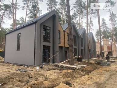 Продаж 2 поверхового таунхауса з ділянкою на 170 кв. м., 100 кв. м, 4 кімнати, на вул. Революції Гідності 9 • ID 32462349