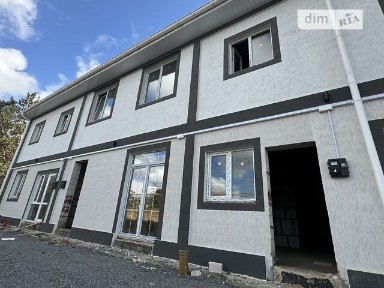 Продаж 2 поверхового таунхауса з ділянкою на 1 сотку, 45 кв. м, 2 кімнати, на вул. Блока • ID 32302697