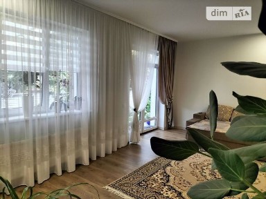 вул. Шухевича, Холодновідка, вул. Шухевича 11 • ID 31936482